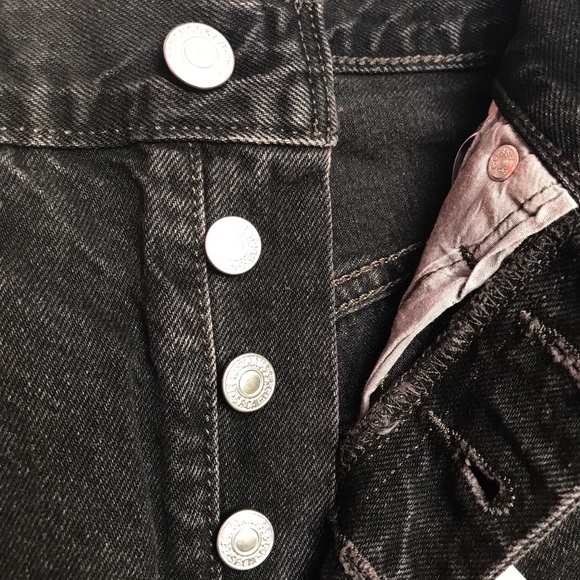 Levi’s Studded Skirt Black Denim Size 27 New With Tags - Picture 7 of 10